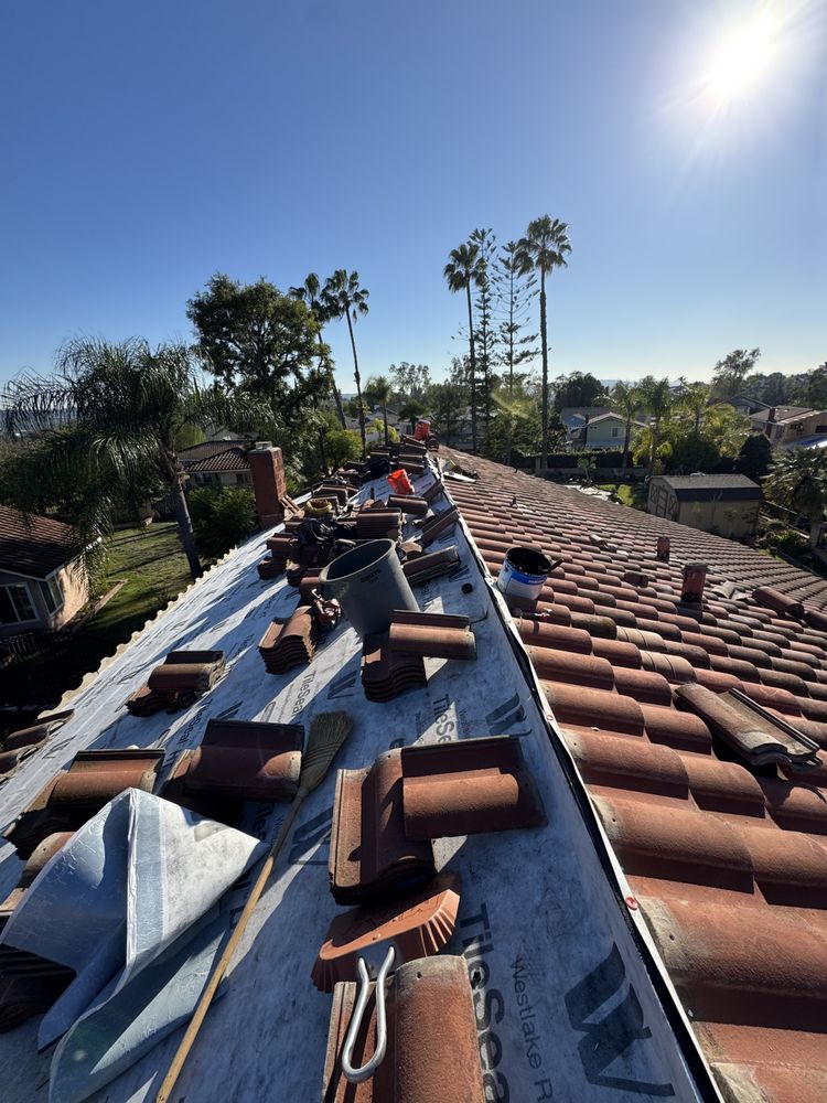 Slide of Max Roofing Solutions