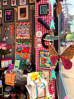 Foursided Card + Gift - On Clark in Lakeview by null