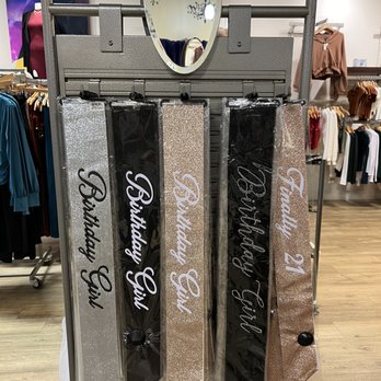 Windsor - Celebratory Sashes - Women's Clothing Near Me - Milpitas, California