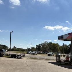Jordan's Kwik Shop No 5 - View of facility