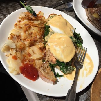 Cafe M - Salmon benedict - Breakfast & Brunch Near Me - Berkeley, California Cafe M - Salmon benedict - Breakfast & Brunch Near Me - Berkeley, California