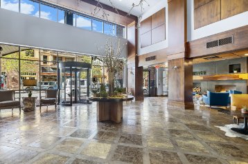 Oxford Hotel Bend by null