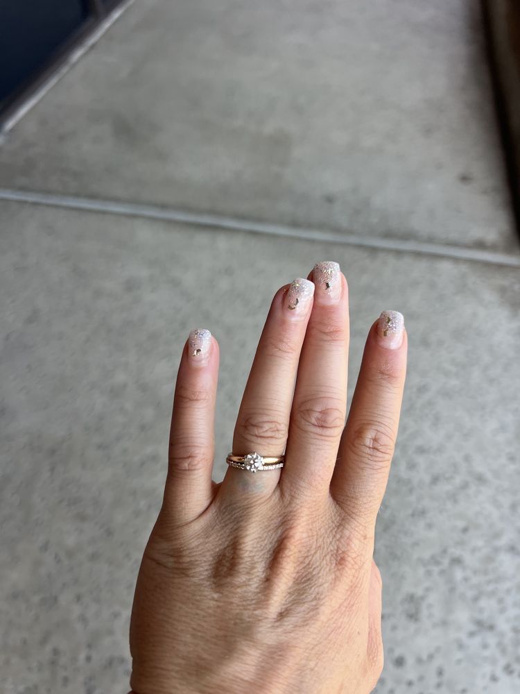 Tip Line Nails