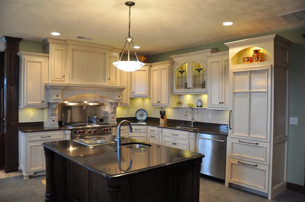 Randall Cabinets & Design - countertop fabricator in Wapella, IL