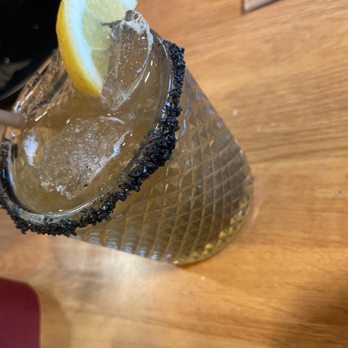 Dakotas - Whiskey Bars Near Me - Yorkville, Illinois