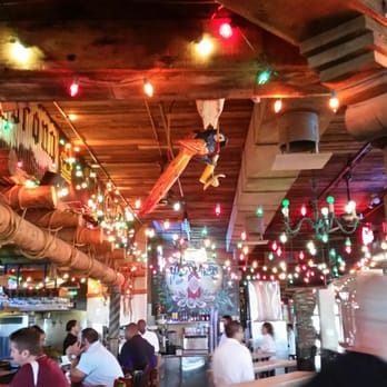 Jose Tejas - Love the lights! - Cajun/Creole Near Me - Iselin, New Jersey