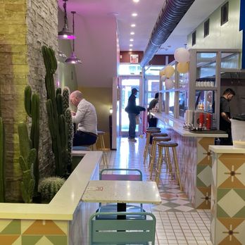 Tacomania - Mexican Near Me - Toronto, Ontario