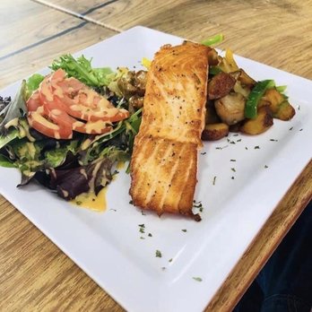 Obras Pizza - Salmon filet - Pizza Near Me - Caguas, Puerto Rico