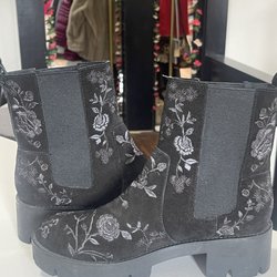 Posh Consignment Boutique