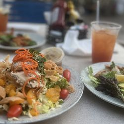 Longboards - Asian salad with avocado