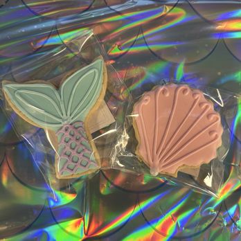 Cre8ive Cake and Candy - Desserts Near Me Cre8ive Cake and Candy - Desserts Near Me