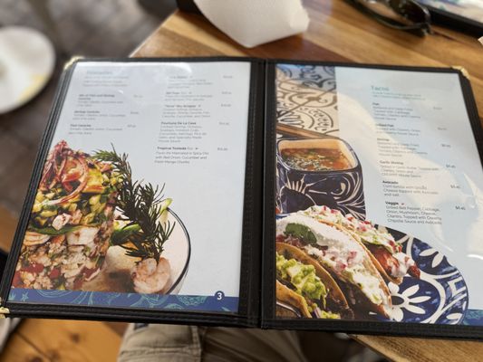 Four Tunas Fish & Bar Oceanside by null