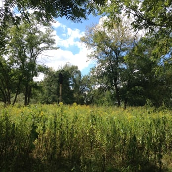Itasca Nature Center - Parks Near Me - Itasca, Illinois