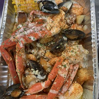 Bays Seafood Shack Plus - crab legs, potatoes, corn, and corn on the cob - Seafood Near Me - Havelock, North Carolina