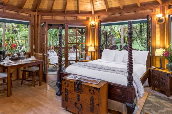 Volcano Village Lodge by null