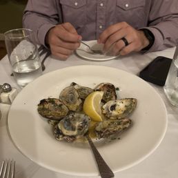 Hickory Grilled Oysters