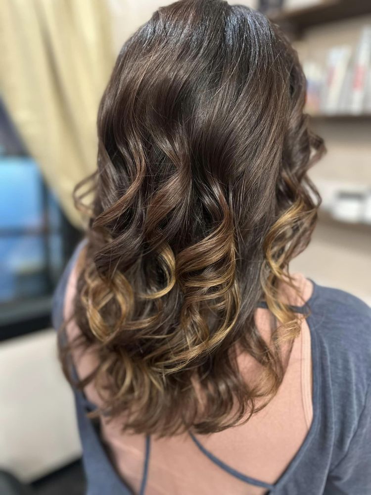 WILD SUNFLOWER HAIR STUDIO Updated September 2024 540 Kimberton Rd