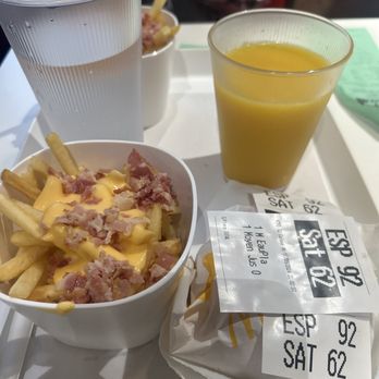McDonald's - Oui bacon fondue fries - Fast Food Near Me - Paris, 75