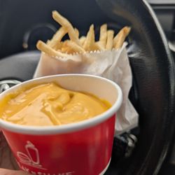 Steak ’n Shake - Cheese fries