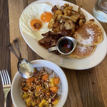 Plow - Chia seed pudding ($11) & The Plow ($19.75) - Breakfast & Brunch Near Me - San Francisco, California Plow - Chia seed pudding ($11) & The Plow ($19.75) - Breakfast & Brunch Near Me - San Francisco, California