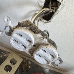 Central Coast Sparky Electric - We can help replace
outdated receptacles and switches with modern and updated wiring practices