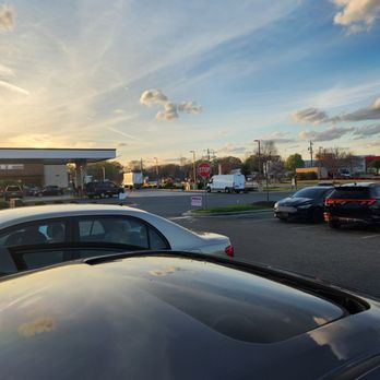 Halal Street Food - Parking lot - Mediterranean Near Me - Charlotte, North Carolina Halal Street Food - Parking lot - Mediterranean Near Me - Charlotte, North Carolina