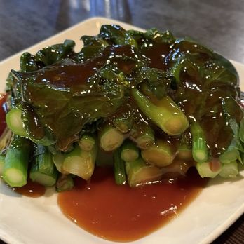 Chef Ping - Chinese broccoli in oyster sauce - Chinese Near Me - Rolling Meadows, Illinois