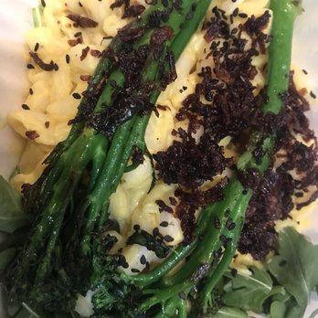 Flourish Plant-Based Kitchen - Not Yo Mama's Mac. Delicious! - Vegan Near Me - Portland, Oregon Flourish Plant-Based Kitchen - Not Yo Mama's Mac. Delicious! - Vegan Near Me - Portland, Oregon