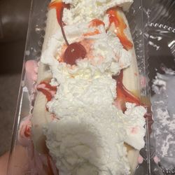 Gabby's Snow Cones - Banana split