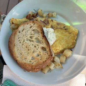 La Mie - Omlet - Bakeries Near Me - Des Moines, Iowa La Mie - Omlet - Bakeries Near Me - Des Moines, Iowa