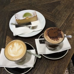 Pattison's Patisserie - Nice cake and coffee :)