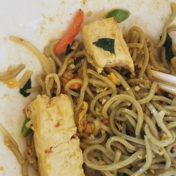 Toss Noodle Bar - Inadequately cooked tofu - Asian Fusion Near Me - Berkeley, California