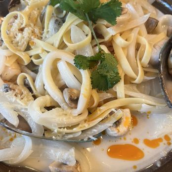 Temsib Eatery & Bar - Fettucine Tom Kha - Thai Near Me - Bellevue, Washington