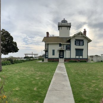 Point Fermin Lighthouse - Landmarks & Historical Buildings Near Me - San Pedro, California