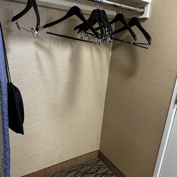 Holiday Inn & Suites Duluth-Downtown - Hotels Near Me - Duluth, Minnesota
