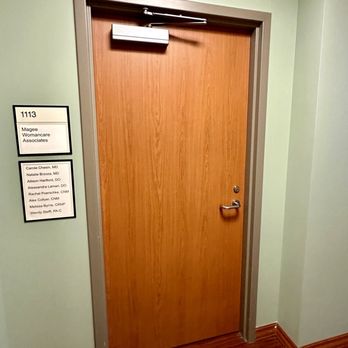 UPMC Womancare Associates - Entrance to office - Obstetricians & Gynecologists Near Me - Pittsburgh, Pennsylvania UPMC Womancare Associates - Entrance to office - Obstetricians & Gynecologists Near Me - Pittsburgh, Pennsylvania