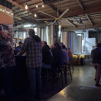 El Segundo Brewing - Breweries Near Me - El Segundo, California