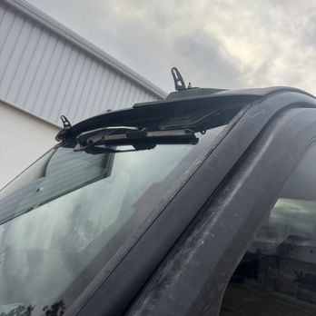 Indy Powersports - Missing light bar - Motorsport Vehicle Dealers Near Me - Avon, Indiana