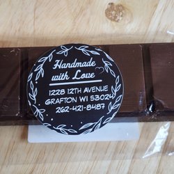 Dark chocolate bar