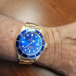Austin Coins and Jewelry - A stunningly beautiful Submariner Rolex watch!