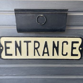 Black Pearl Books - I like this sign and mailbox. - Bookstores Near Me - Austin, Texas Black Pearl Books - I like this sign and mailbox. - Bookstores Near Me - Austin, Texas