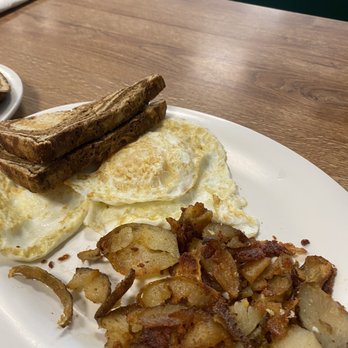 Rick's Cafe - Eggs and home fries and toast just not good been going today's place for over five years and the food is getting worse - Diners Near Me - Virginia Beach, Virginia