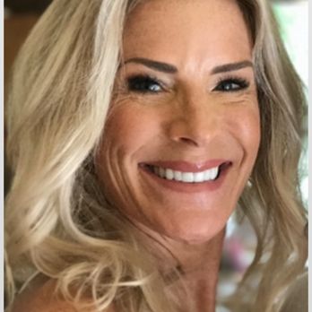 Loni's Locks & Lashes - Eyelash Service Near Me - Reno, Nevada Loni's Locks & Lashes - Eyelash Service Near Me - Reno, Nevada