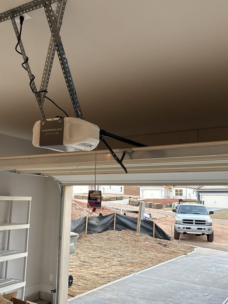Hang Tite Garage Doors - Garage Door Contractor in Flowery Branch, GA