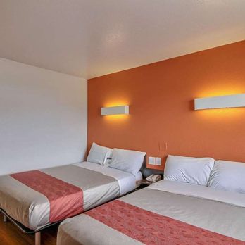 Motel 6 - Guest Room - Hotels Near Me - Buellton, California Motel 6 - Guest Room - Hotels Near Me - Buellton, California
