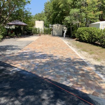 SCR Pavers & Hardscapes - Suncoast cream base charcoal, two piece, tea, pattern RV parking spot Crystal River Florida - Masonry/Concrete Near Me - Hernando, Florida SCR Pavers & Hardscapes - Suncoast cream base charcoal, two piece, tea, pattern RV parking spot Crystal River Florida - Masonry/Concrete Near Me - Hernando, Florida