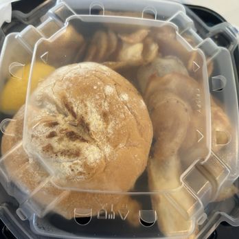 Uncle Mac’s Kitchen - Uncle Mac's Fish Burger - Seafood Near Me - Gardena, California