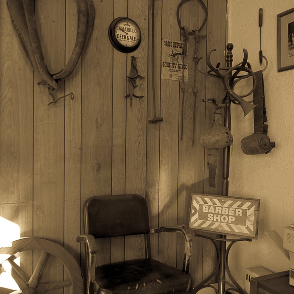 Gabe's Boulevard Barber Shop - Inside - Barbers Near Me - Camarillo, California