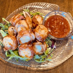 Dory Mates - Bacon wrapped scallops