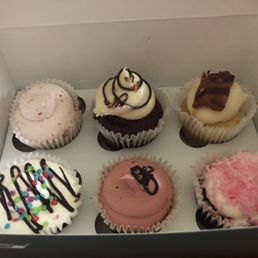 Their cupcakes are so good!